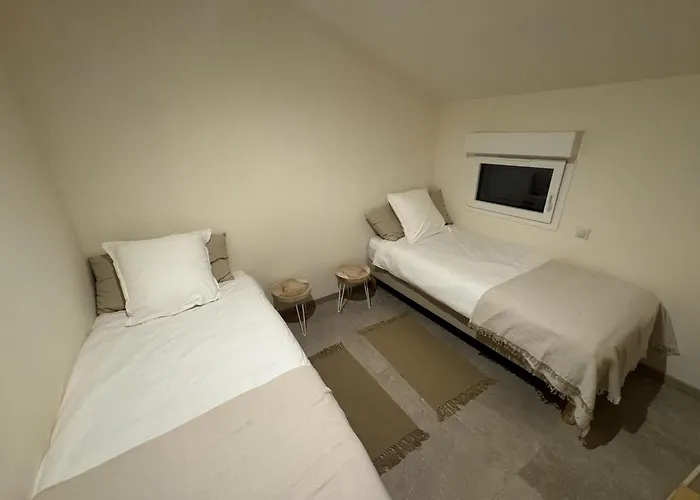 Charmante Maison En Pierre Vue Et Piscine Privee